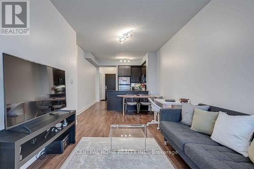 1510 - 50 Absolute Avenue, Mississauga, ON - Indoor Photo Showing Living Room