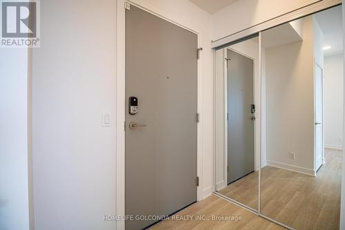 2507 - 30 Upper Mall Way, Vaughan, ON - Indoor Photo Showing Other Room