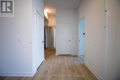 2507 - 30 Upper Mall Way, Vaughan, ON - Indoor Photo Showing Other Room