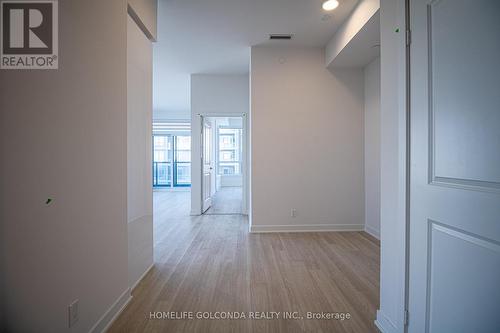 2507 - 30 Upper Mall Way, Vaughan, ON - Indoor Photo Showing Other Room