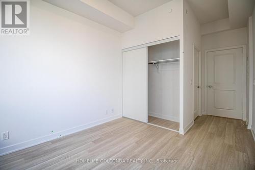 2507 - 30 Upper Mall Way, Vaughan, ON - Indoor Photo Showing Other Room