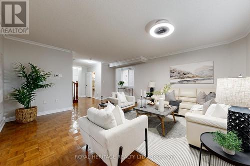 154 Queen Isabella Crescent, Vaughan, ON - Indoor Photo Showing Living Room