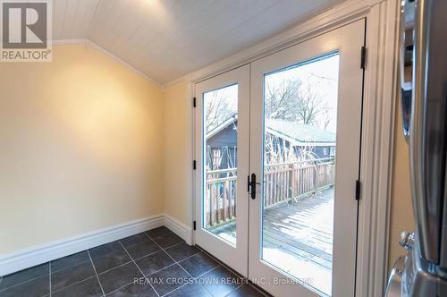 26 Holgate Street, Barrie, ON - Indoor Photo Showing Other Room