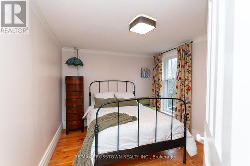 26 Holgate Street, Barrie, ON - Indoor Photo Showing Bedroom