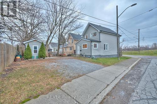 4317 Buttrey Street, Niagara Falls (210 - Downtown), ON - Outdoor