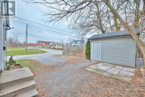 4317 Buttrey Street, Niagara Falls (210 - Downtown), ON - Outdoor