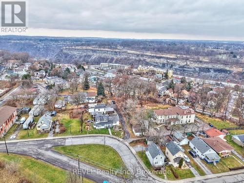 4317 Buttrey Street, Niagara Falls (210 - Downtown), ON - Outdoor With View