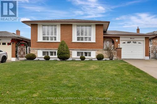 11 Marcella Crescent, Hamilton, ON - Outdoor With Facade