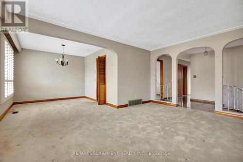 11 Marcella Crescent, Hamilton, ON - Indoor Photo Showing Other Room