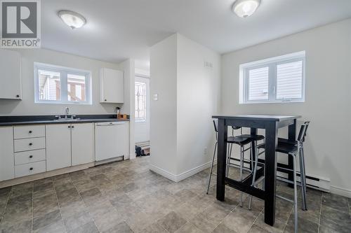 9 Bugler Place, St. John'S, NL - Indoor Photo Showing Kitchen