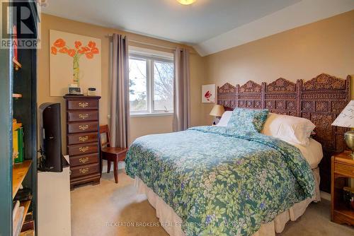 491 Hillcrest Road, Elizabethtown-Kitley, ON - Indoor Photo Showing Bedroom