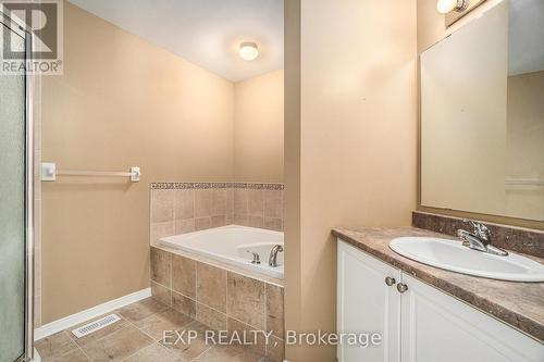 378 Citiplace Drive N, Ottawa, ON - Indoor Photo Showing Bathroom