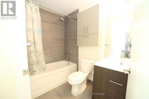 1511 - 188 Fairview Mall Drive, Toronto, ON - Indoor Photo Showing Bathroom