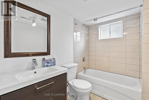 855 Olive Avenue, Oshawa, ON - Indoor Photo Showing Bathroom