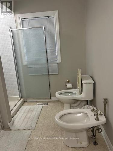 36 Westmoreland Court, Markham, ON - Indoor Photo Showing Bathroom