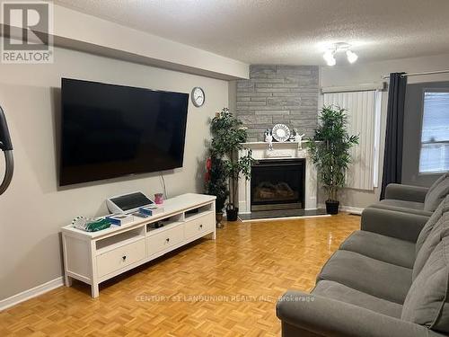 36 Westmoreland Court, Markham, ON - Indoor Photo Showing Living Room With Fireplace