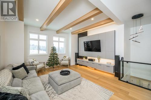 3445 Munro Way, Prince George, BC - Indoor Photo Showing Living Room