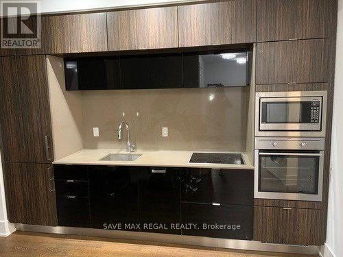 5301 - 10 York Street, Toronto, ON - Indoor Photo Showing Kitchen