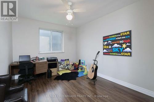 306 - 800 Kennedy Road, Toronto, ON - Indoor