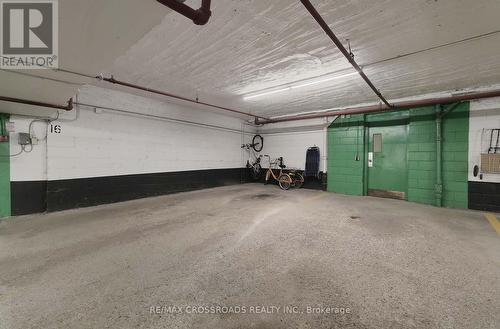 306 - 800 Kennedy Road, Toronto, ON - Indoor Photo Showing Garage