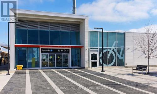 306 - 800 Kennedy Road, Toronto, ON - Outdoor