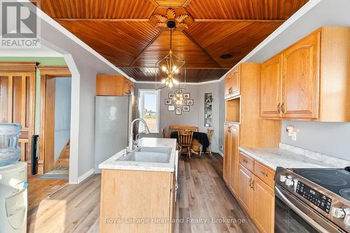 85102 Brussels Line, Huron East (Brussels), ON - Indoor Photo Showing Kitchen