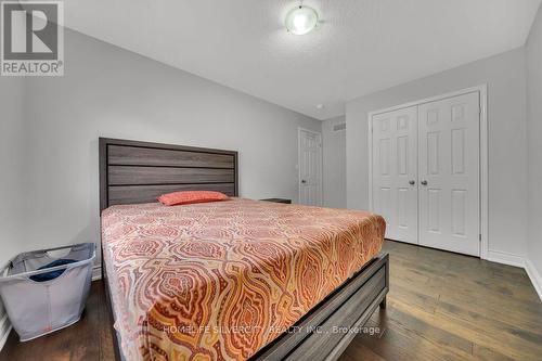 425 Woodbine Avenue, Kitchener, ON - Indoor Photo Showing Bedroom