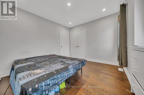 425 Woodbine Avenue, Kitchener, ON - Indoor Photo Showing Bedroom