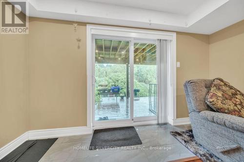 425 Woodbine Avenue, Kitchener, ON - Indoor Photo Showing Other Room