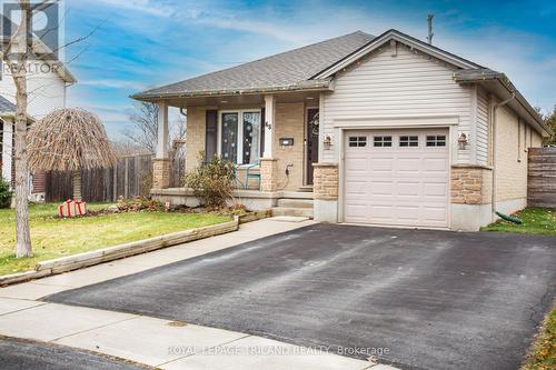 68 Meadowvale Drive, St. Thomas, ON - Outdoor With Facade