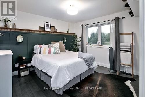 317575 3Rd Line, Meaford, ON - Indoor Photo Showing Bedroom