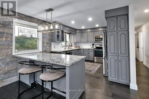 317575 3Rd Line, Meaford, ON - Indoor Photo Showing Kitchen With Upgraded Kitchen