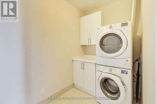 Ph4 - 2 Anndale Drive, Toronto, ON - Indoor Photo Showing Laundry Room