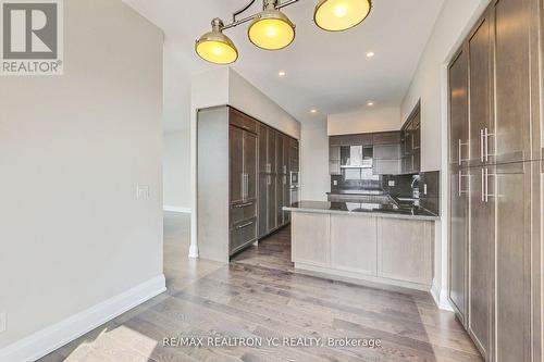 Ph4 - 2 Anndale Drive, Toronto, ON - Indoor