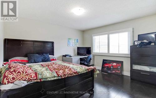 69 Blacktoft Drive, Toronto, ON - Indoor Photo Showing Bedroom