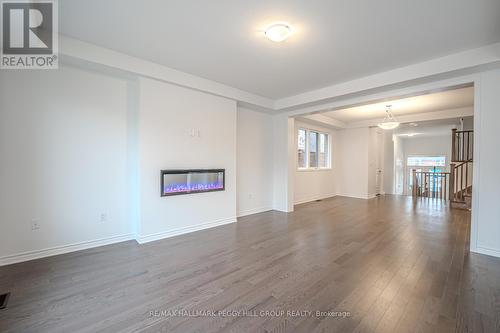 34 Betterridge Trail, Barrie, ON - Indoor Photo Showing Living Room With Fireplace