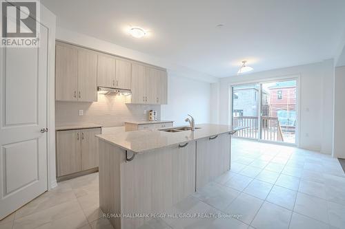 34 Betterridge Trail, Barrie, ON - Indoor Photo Showing Kitchen With Double Sink