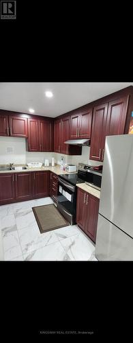 12 Erintown Crescent, Brampton, ON - Indoor Photo Showing Kitchen