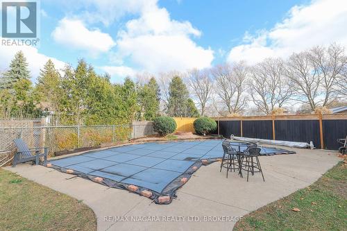 5 Commodore Bay, St. Catharines (444 - Carlton/Bunting), ON - Outdoor