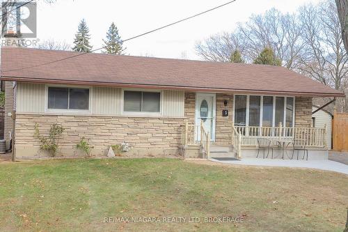 5 Commodore Bay, St. Catharines (444 - Carlton/Bunting), ON - Outdoor With Deck Patio Veranda