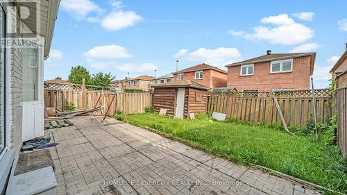 36 Woodside Court, Brampton, ON - Outdoor