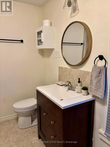 4195 John Street, Lincoln, ON - Indoor Photo Showing Bathroom