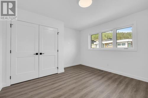 981 Lochness Street, Kelowna, BC - Indoor Photo Showing Other Room