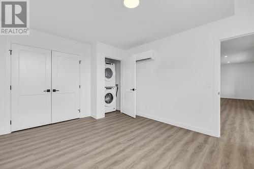 981 Lochness Street, Kelowna, BC - Indoor Photo Showing Other Room