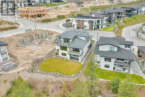 981 Lochness Street, Kelowna, BC - Outdoor