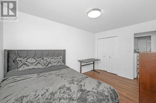 25 Westvillage Drive, Hamilton, ON - Indoor Photo Showing Bedroom