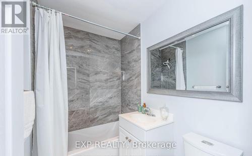 # Upper - 109 Fontainbleau Drive, Toronto, ON -  Photo Showing Bathroom