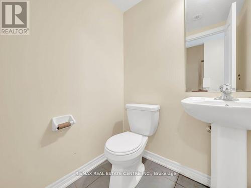 45 - 420 Linden Drive, Cambridge, ON - Indoor Photo Showing Bathroom