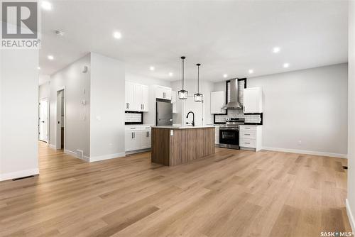 6 James Bay, Lumsden, SK - Indoor Photo Showing Kitchen