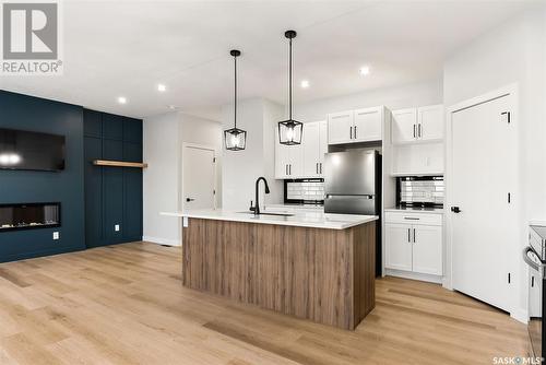 6 James Bay, Lumsden, SK - Indoor Photo Showing Kitchen